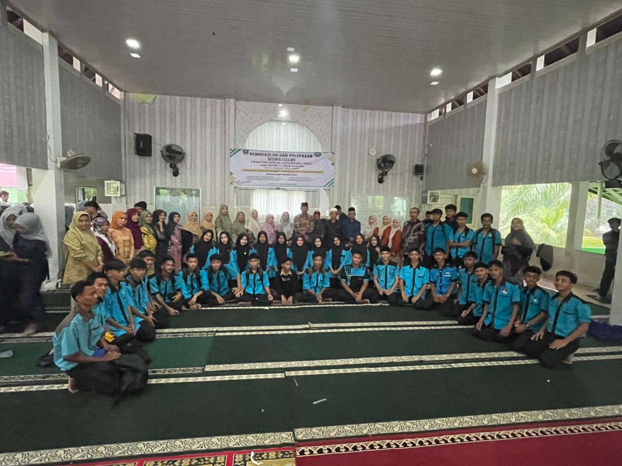 Pembekalan dan Pelepasan Siswa PKL SMKN 1 Lubuk Basung